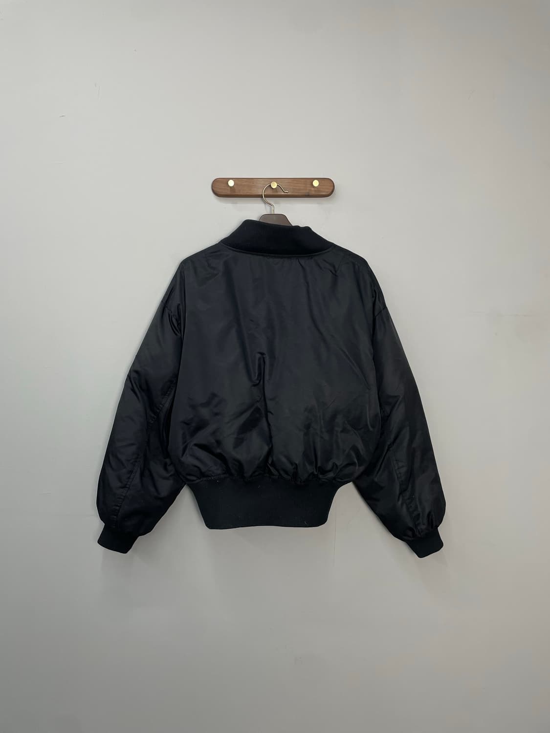 Y 오피셜 블랙 봄버 자켓 H1749 상품이미지5