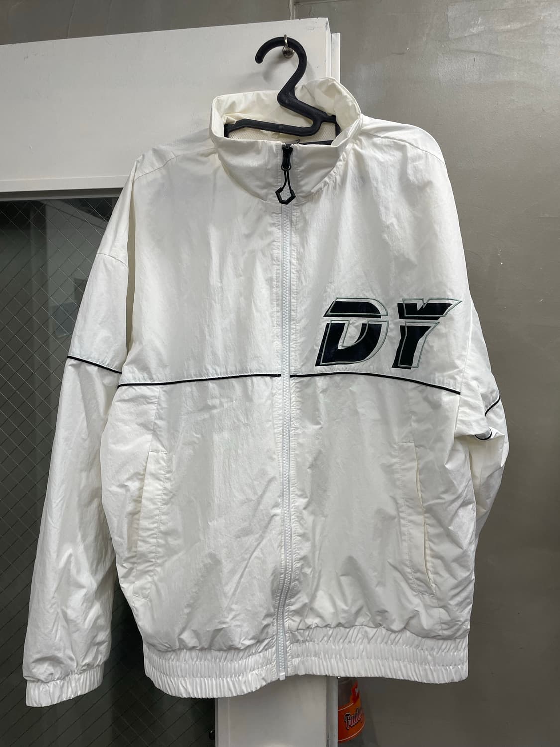 다이나핏 바람막이 점퍼 상품이미지1