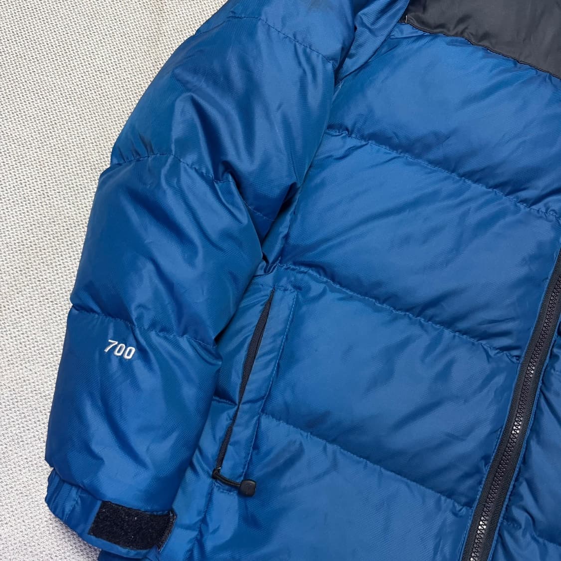 노스페이스 700 눕시 패딩 상품이미지2