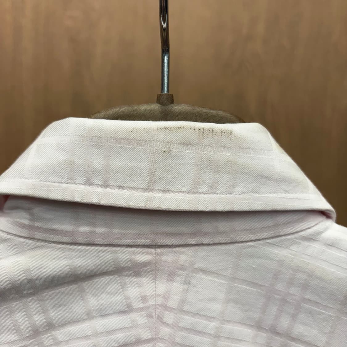 버버리 블랙 라벨 코튼 긴팔 셔츠 체크 배색 자카드 패턴 디테일 핑크 상품이미지8