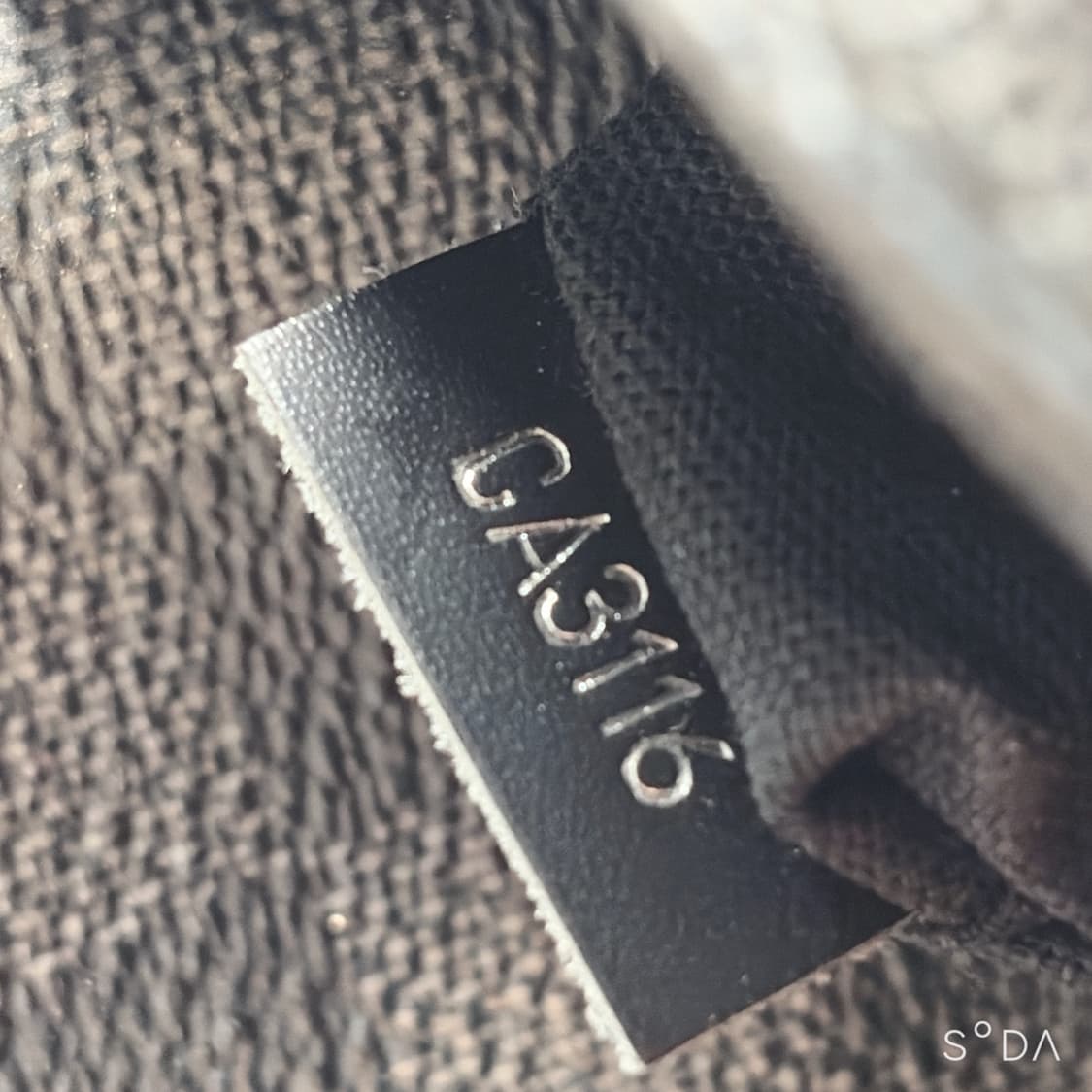 루이비통 N41260 다미에 그라파이트 디스트릭트 PM 크로스백 3406 상품이미지8