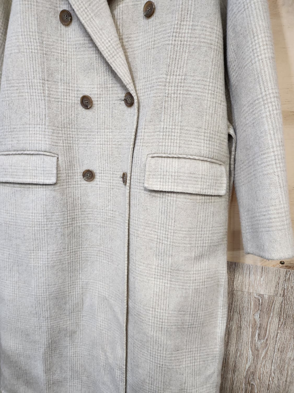 1076) D.AMBER 울90 체크 더블 롱코트 아이보리 상품이미지4