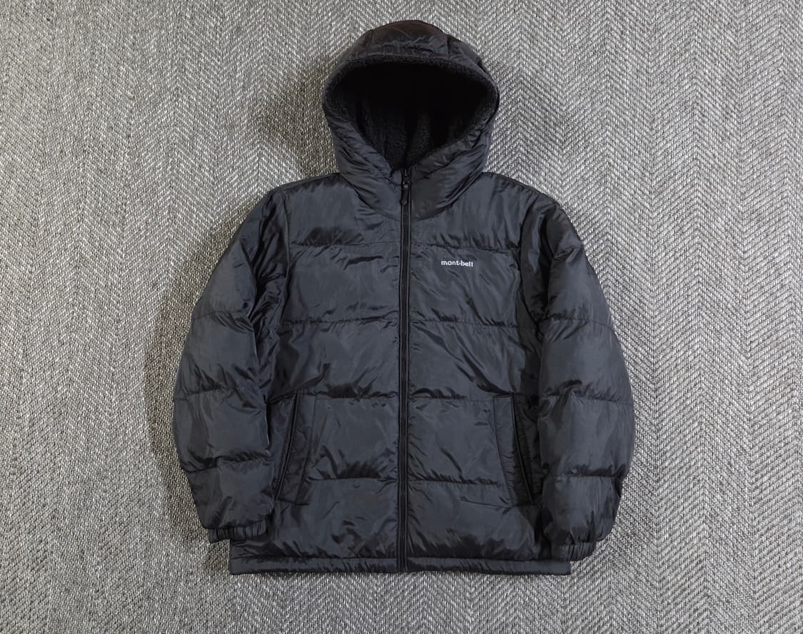 몽벨 mont-bell 블랙 리버시블 패딩
 상품이미지1