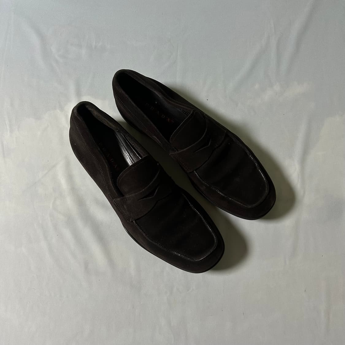 Prada sports suede dark brown loafers 상품이미지2