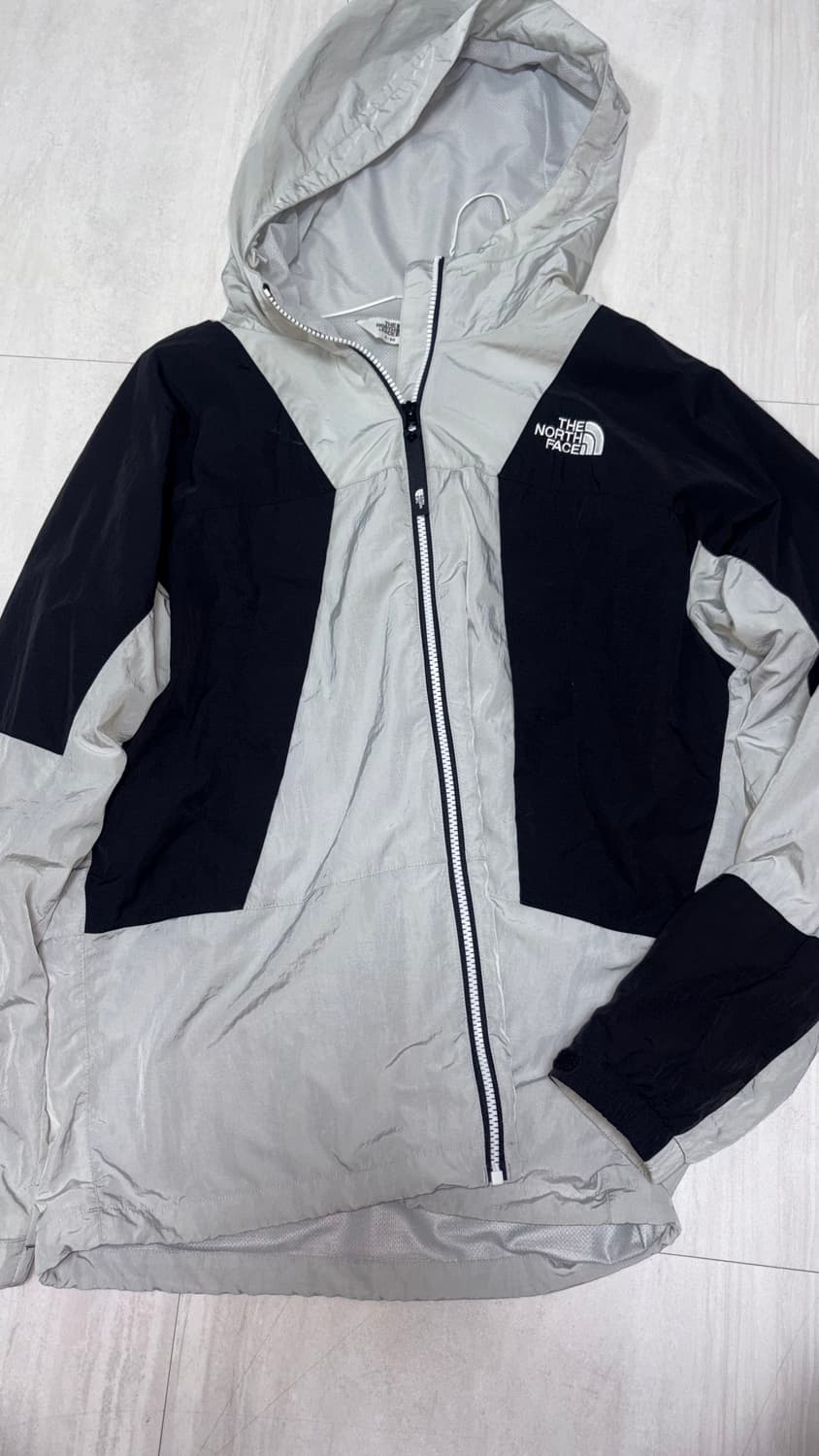노스페이스 바람막이 상품이미지1