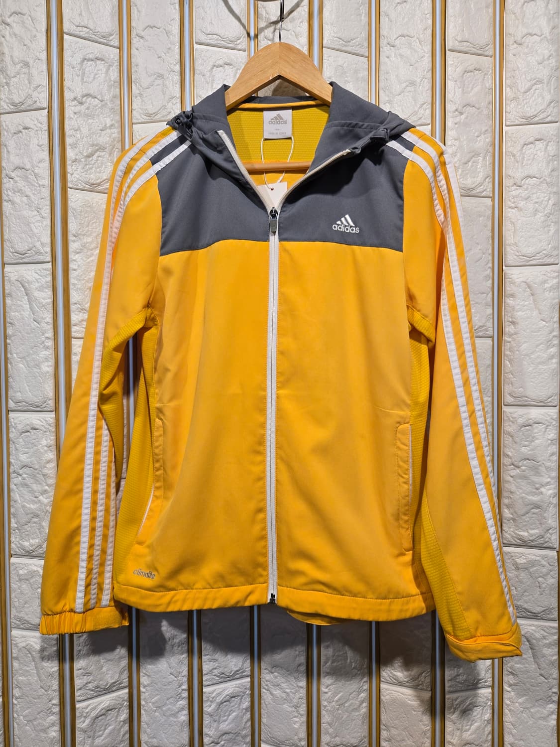 아디다스 남성져지 바람막이 트레이닝상의 새상급 95 상품이미지1