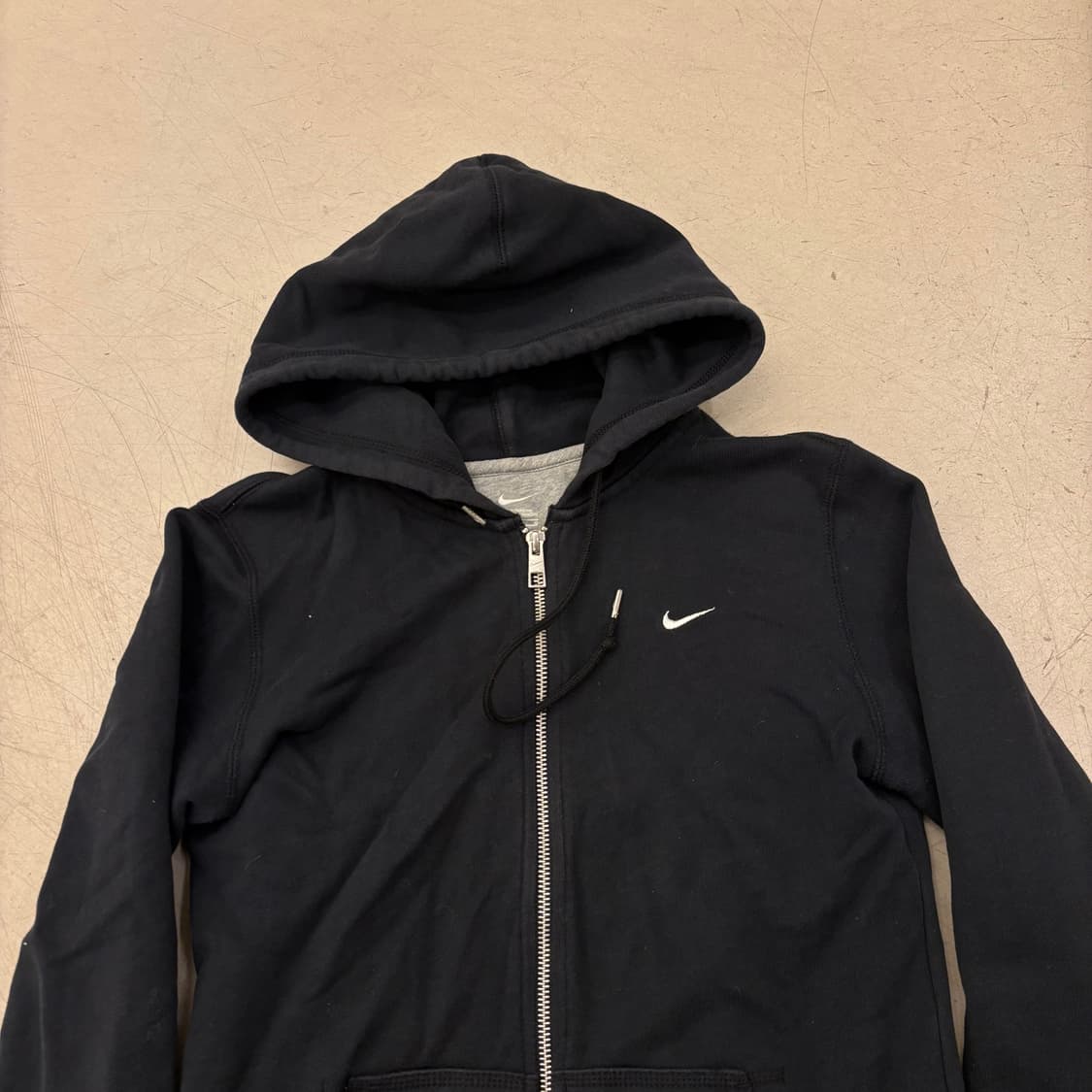 나이키 스우시 블랙 후드집업 상품이미지2