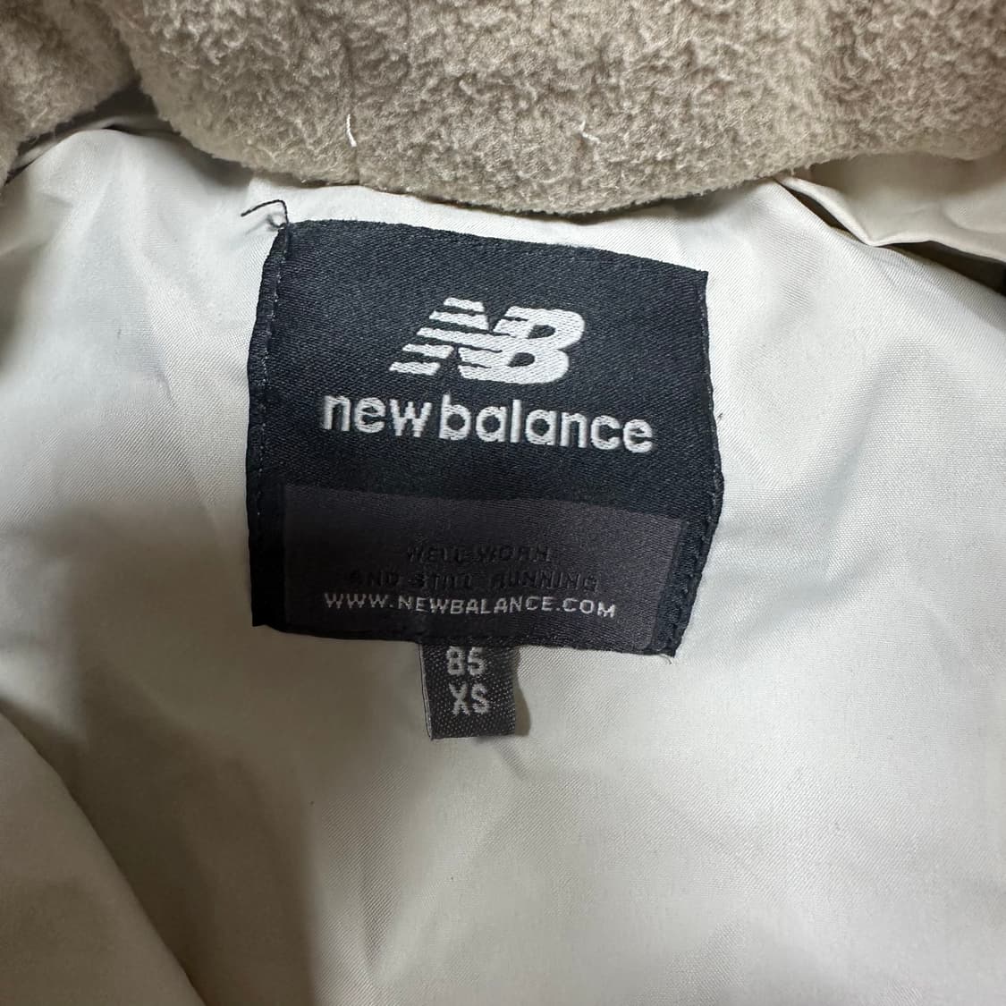 ✨ (바배) 뉴발란스 구스다운 아이보리 패딩  상품이미지3