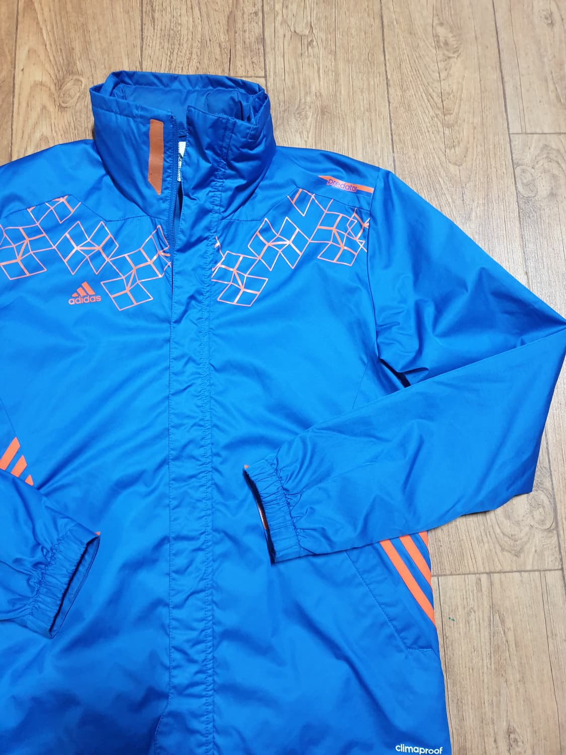 1189 아디다스 운동복 바람막이 95 사이즈입니다 상품이미지3