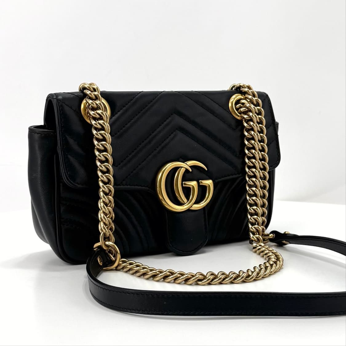 [감정완료] 구찌 마틀라세 스몰 체인 크로스백 블랙 상품이미지1