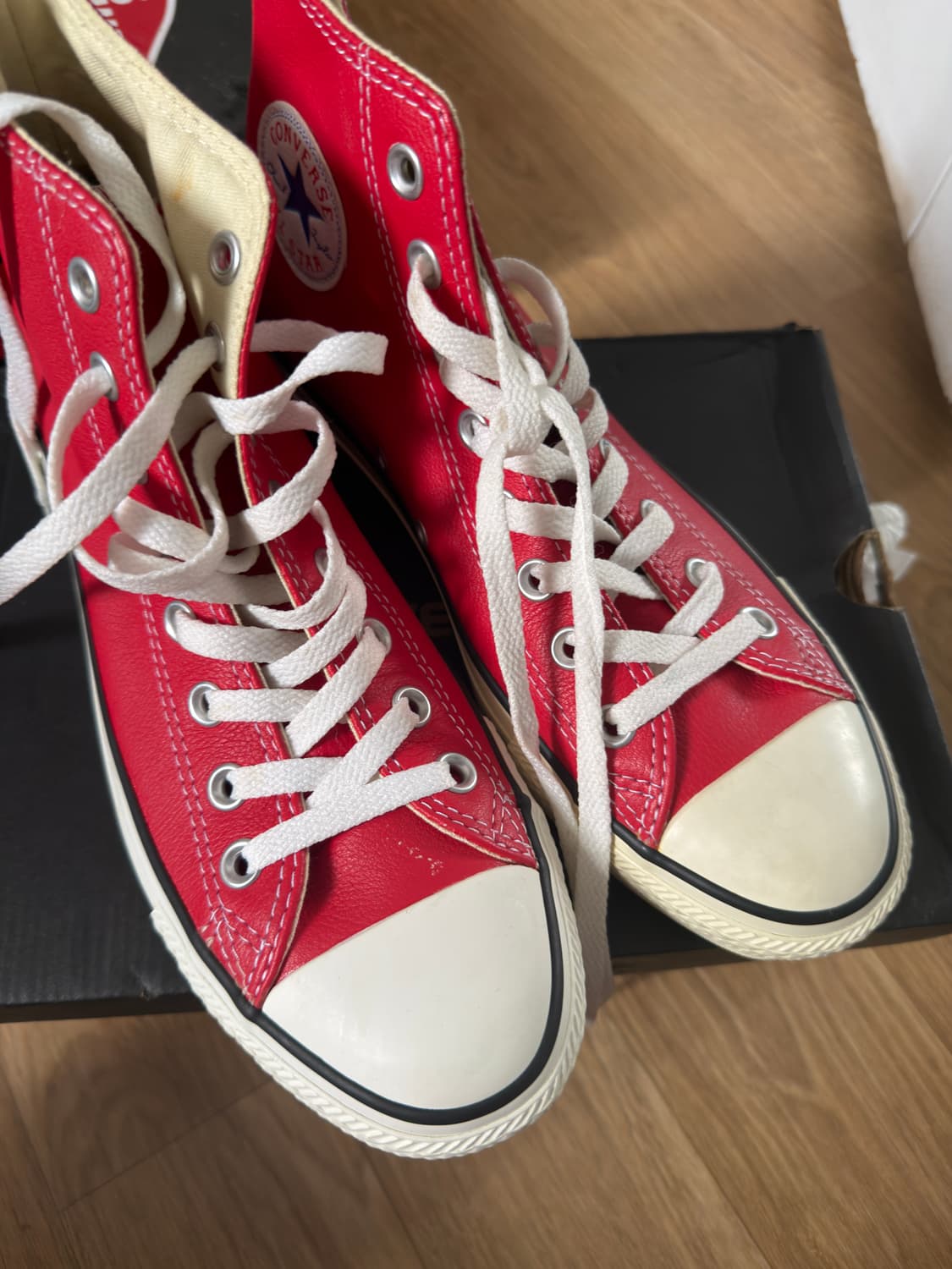컨버스 하이 레더 레드 260사이즈 판매 상품이미지1