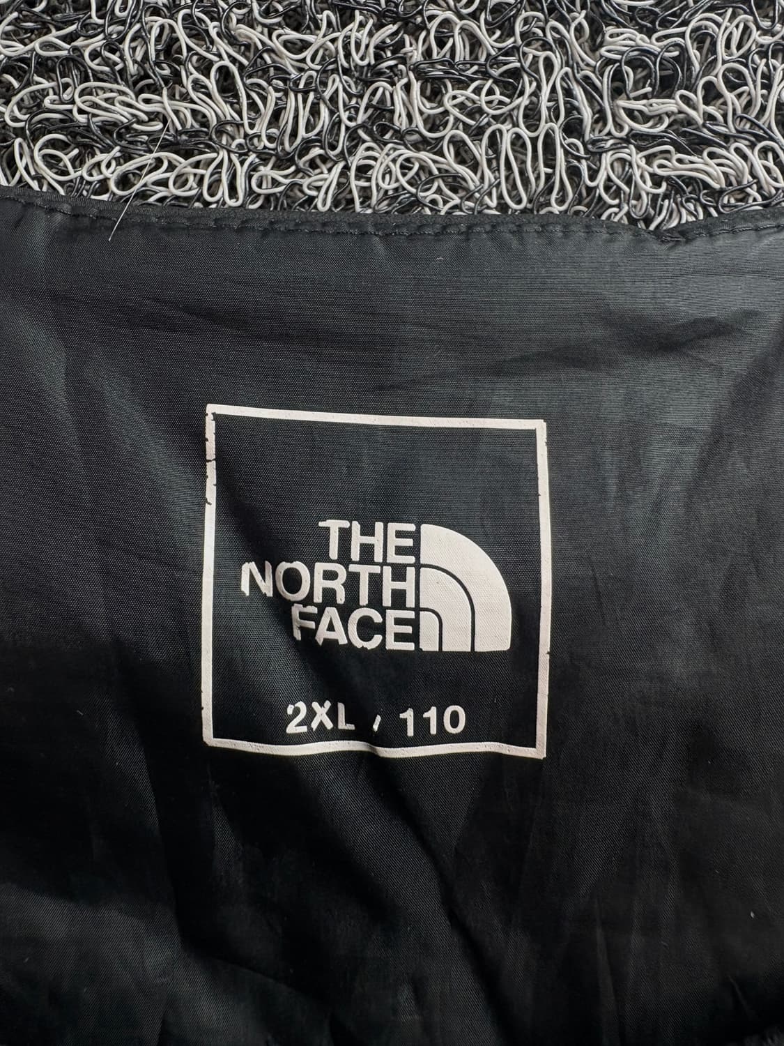 노스페이스 르위스 티볼 와펜 경량 패딩 3829 상품이미지3