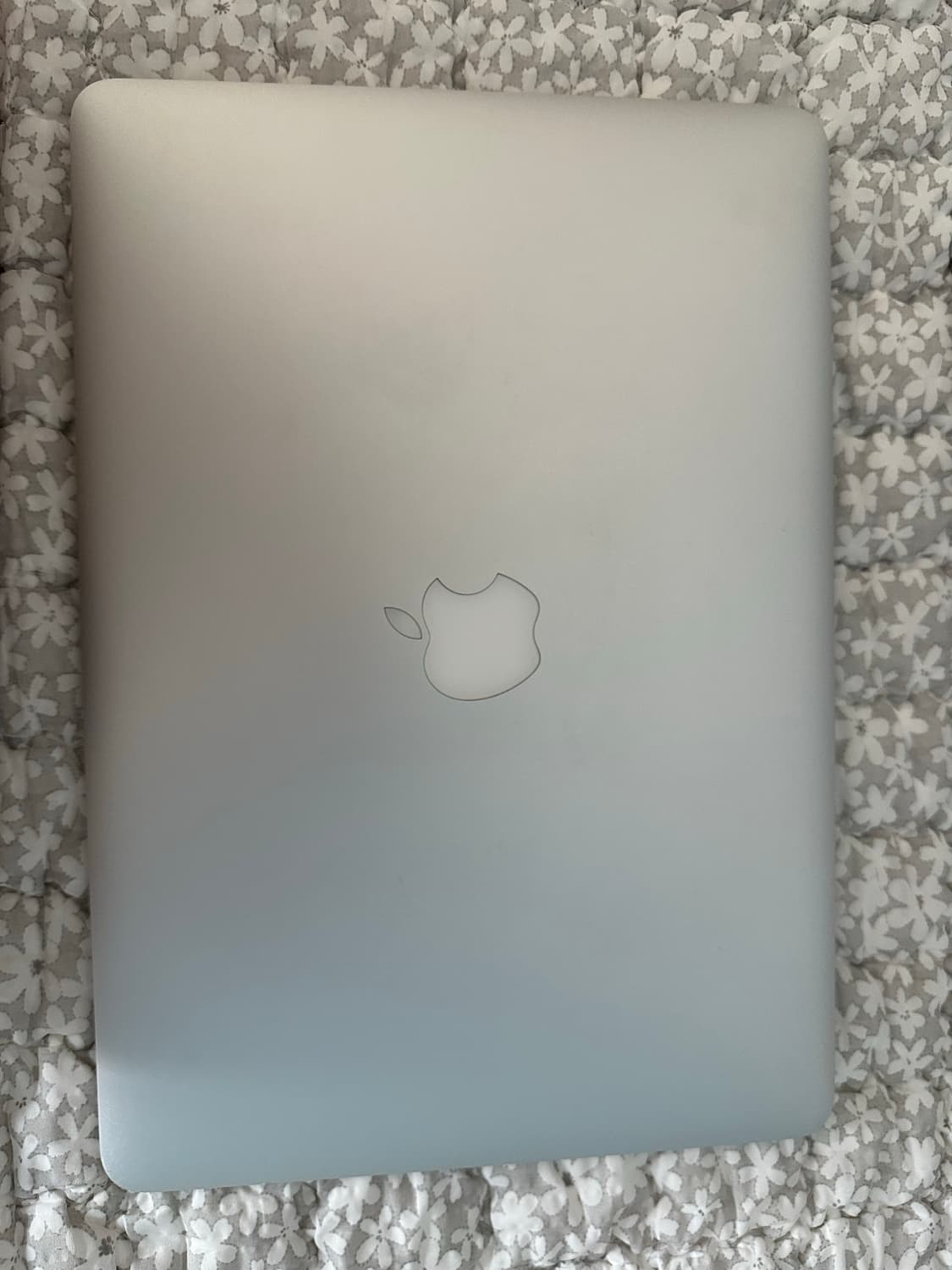 (사과 불 들어옴) 맥북 에어 2017  상품이미지1