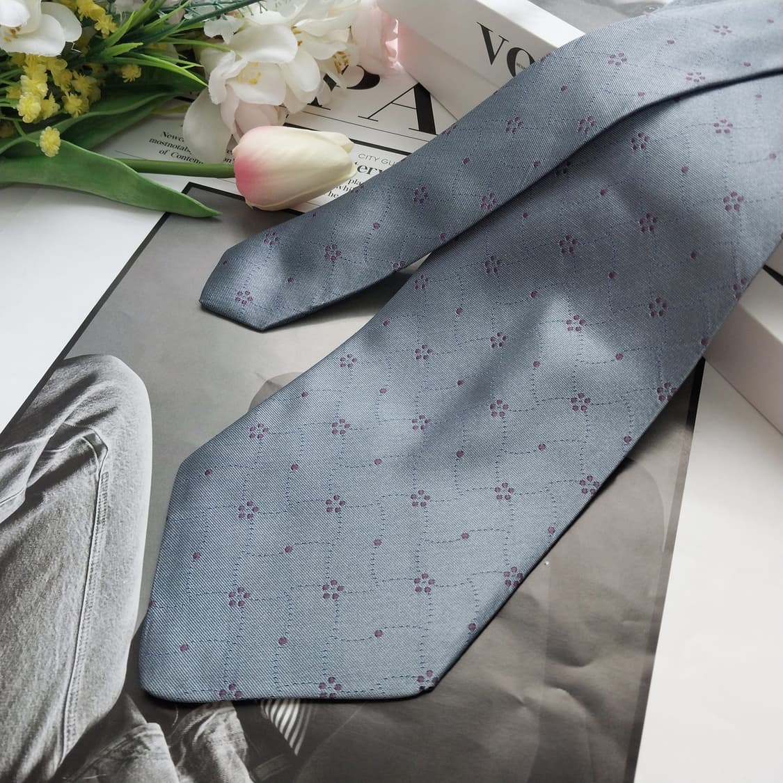 발렌티노 실크 블루 패턴 넥타이 10cm A+등급 A805
 상품이미지3