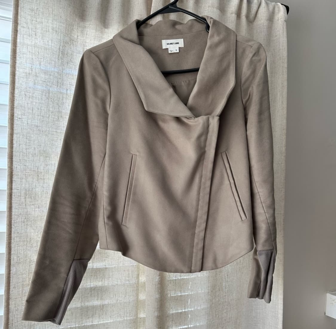 헬무트랭 tan faux suede biker jacket 상품이미지1