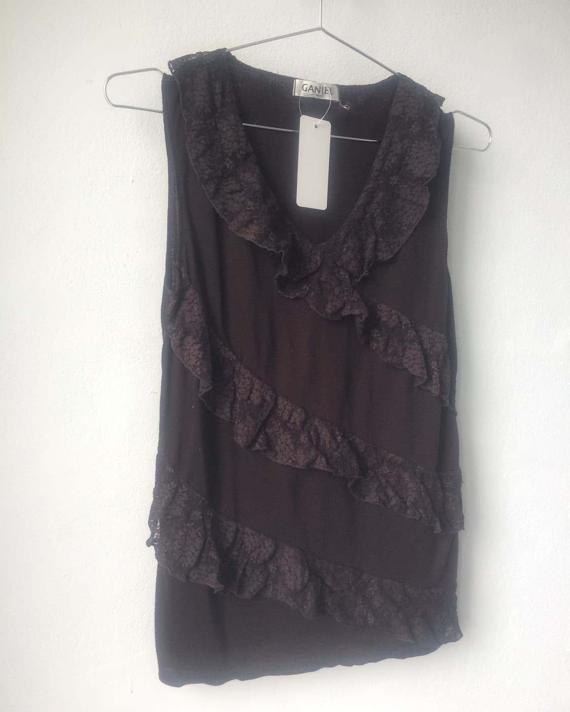 Lace point sleeveless 상품이미지1