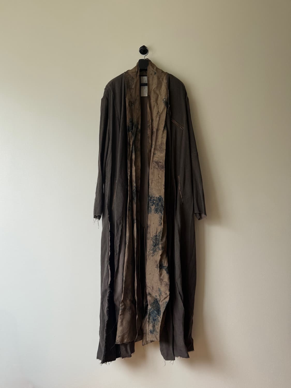 엘리우드 브라운 앤티크 자카드 로브 상품이미지1