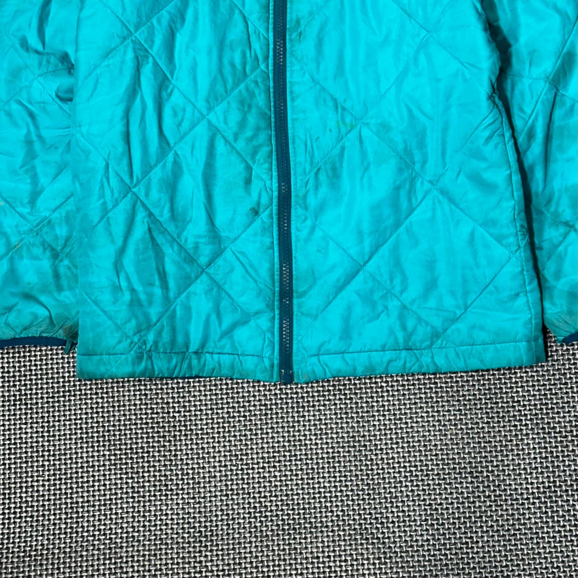 파타고니아 경량 패딩 (L/old-8214) 상품이미지3