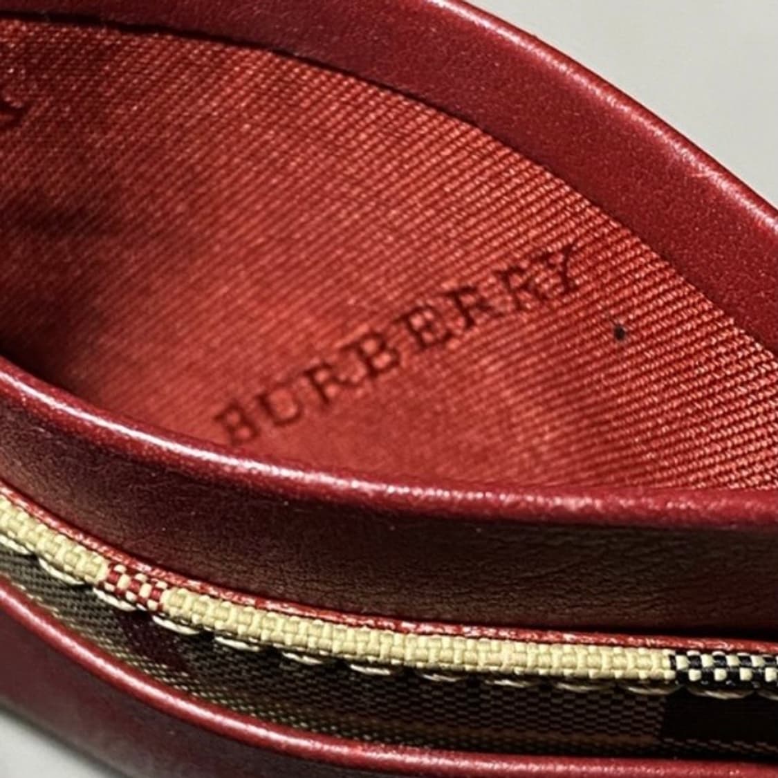 [정품] 버버리 호스페리체크 이지 카프스킨 카드지갑 상품이미지5