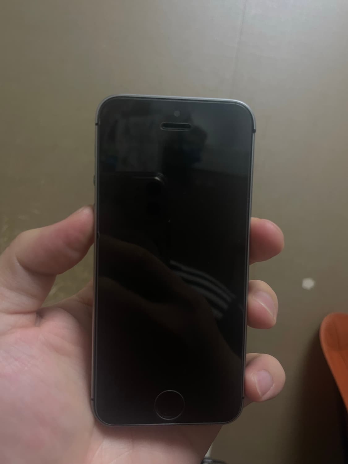 아이폰 se 128gb 상품이미지3