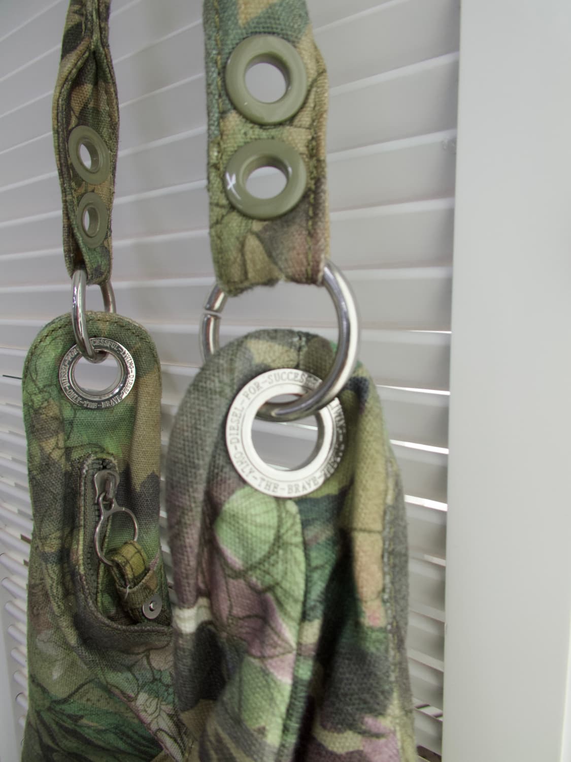 Diesel 디젤 보테니컬 숄더백 상품이미지6