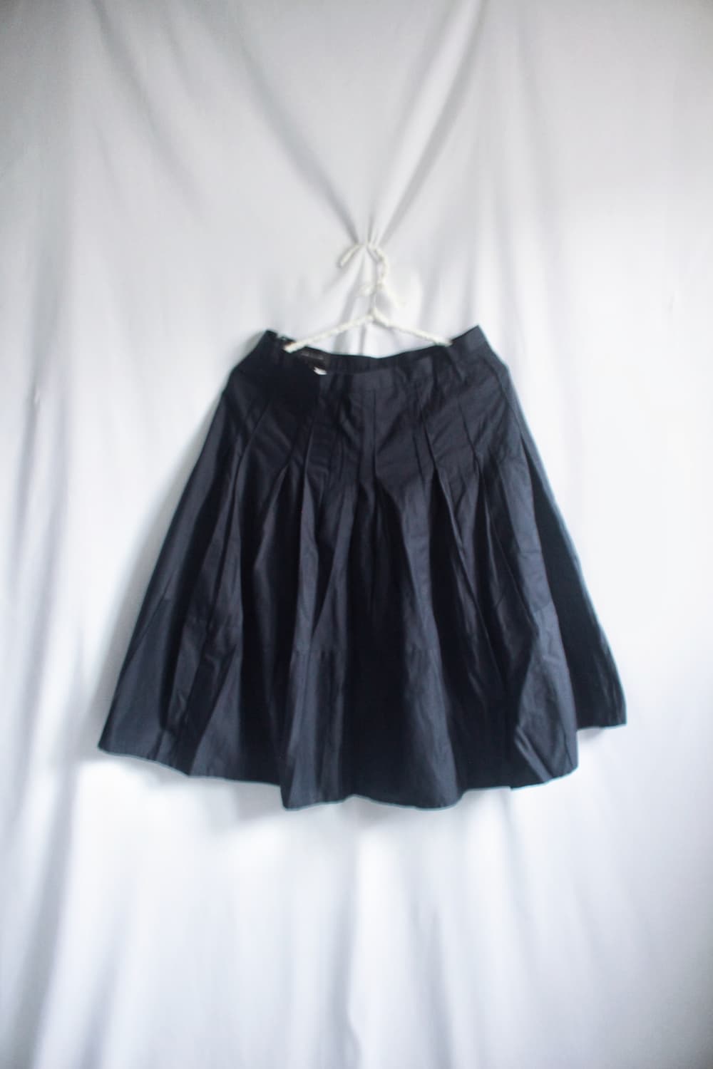 Pleats navy skirt 상품이미지2