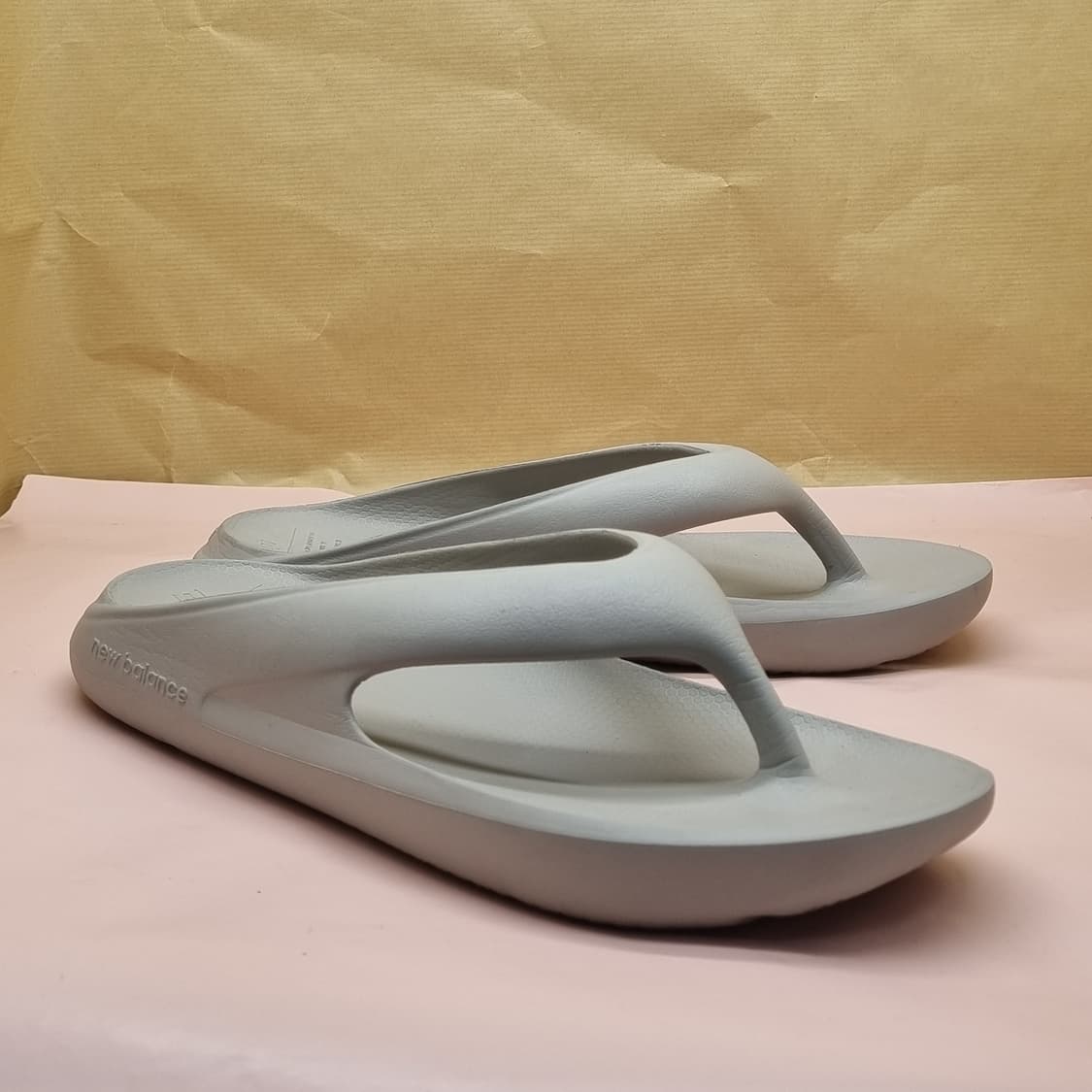 뉴발란스 토앤토 플립플랍L 265-275 상품이미지1
