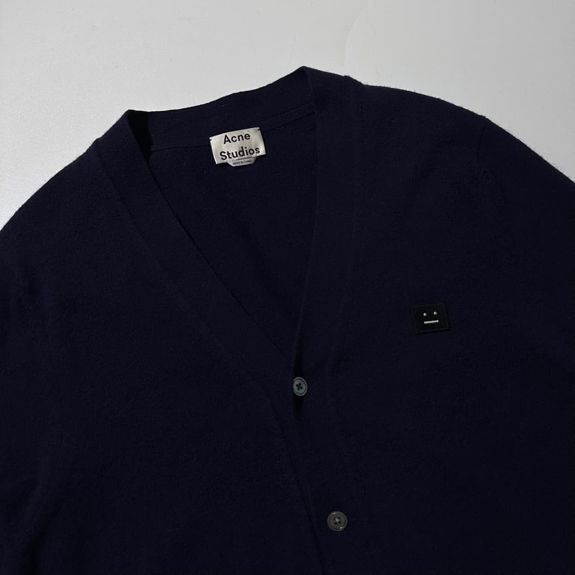 아크네 스튜디오 페이스로고 니트 가디건 상품이미지3