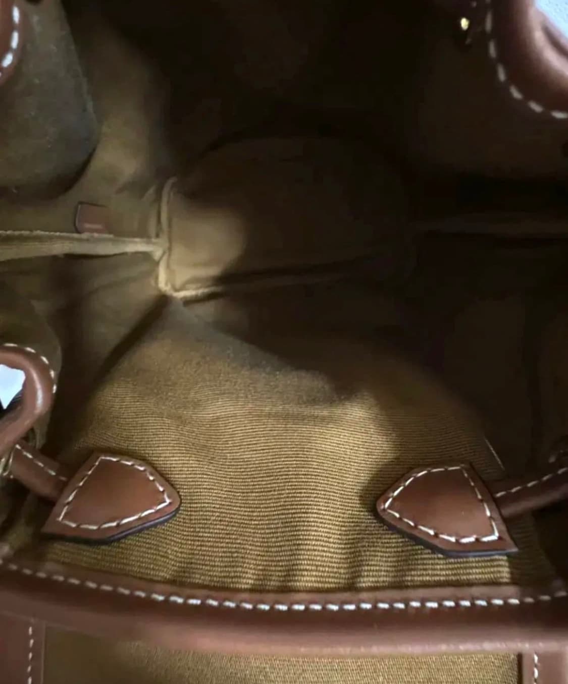 셀린느 트리옹프 캔버스 & 카프스킨 미니 백팩 폴코 탄 상품이미지6