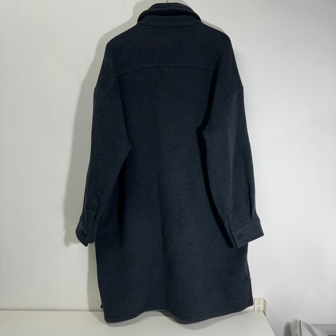 우먼OS 미미카위 나염네이비 오버핏 나일론포켓 울코트 상품이미지6