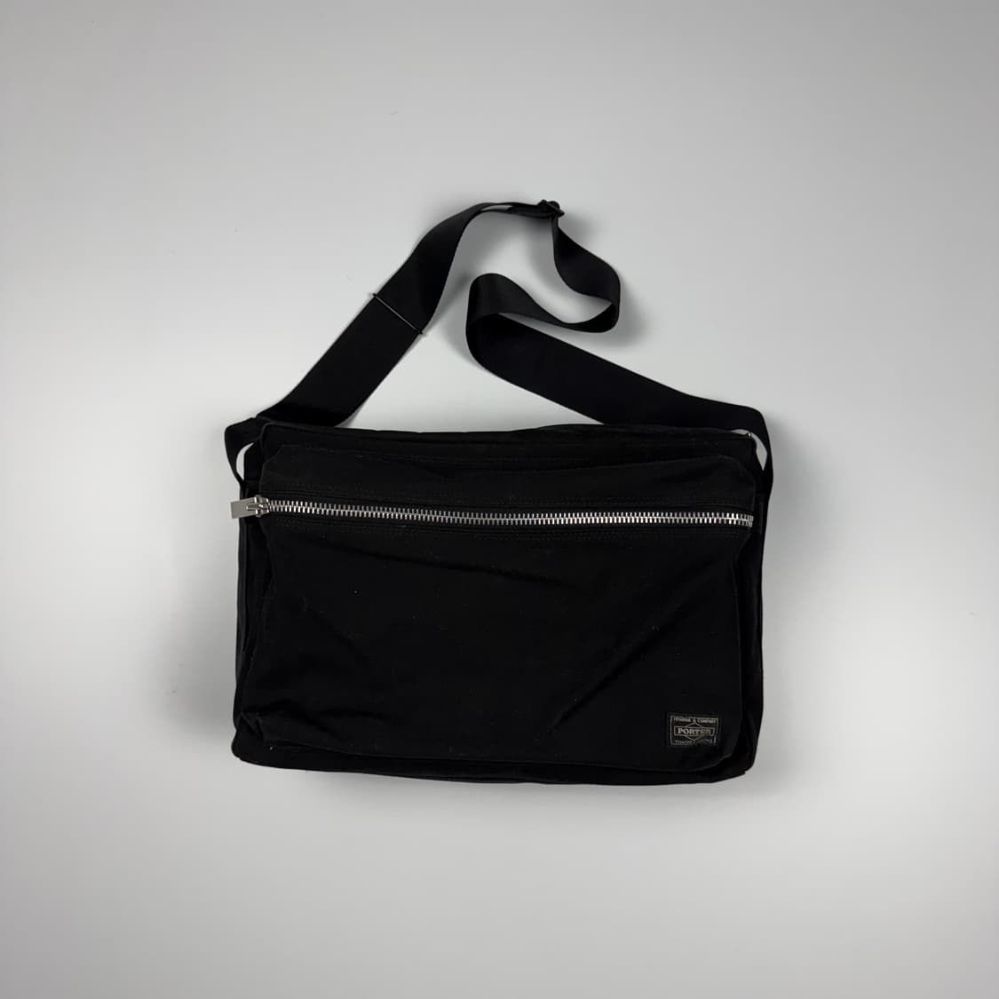요시다포터 스펙 숄더백 블랙 상품이미지1