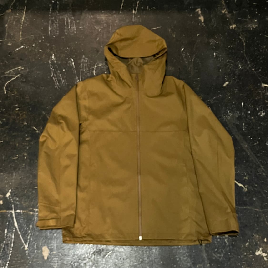 유니클로 바람막이 상품이미지1