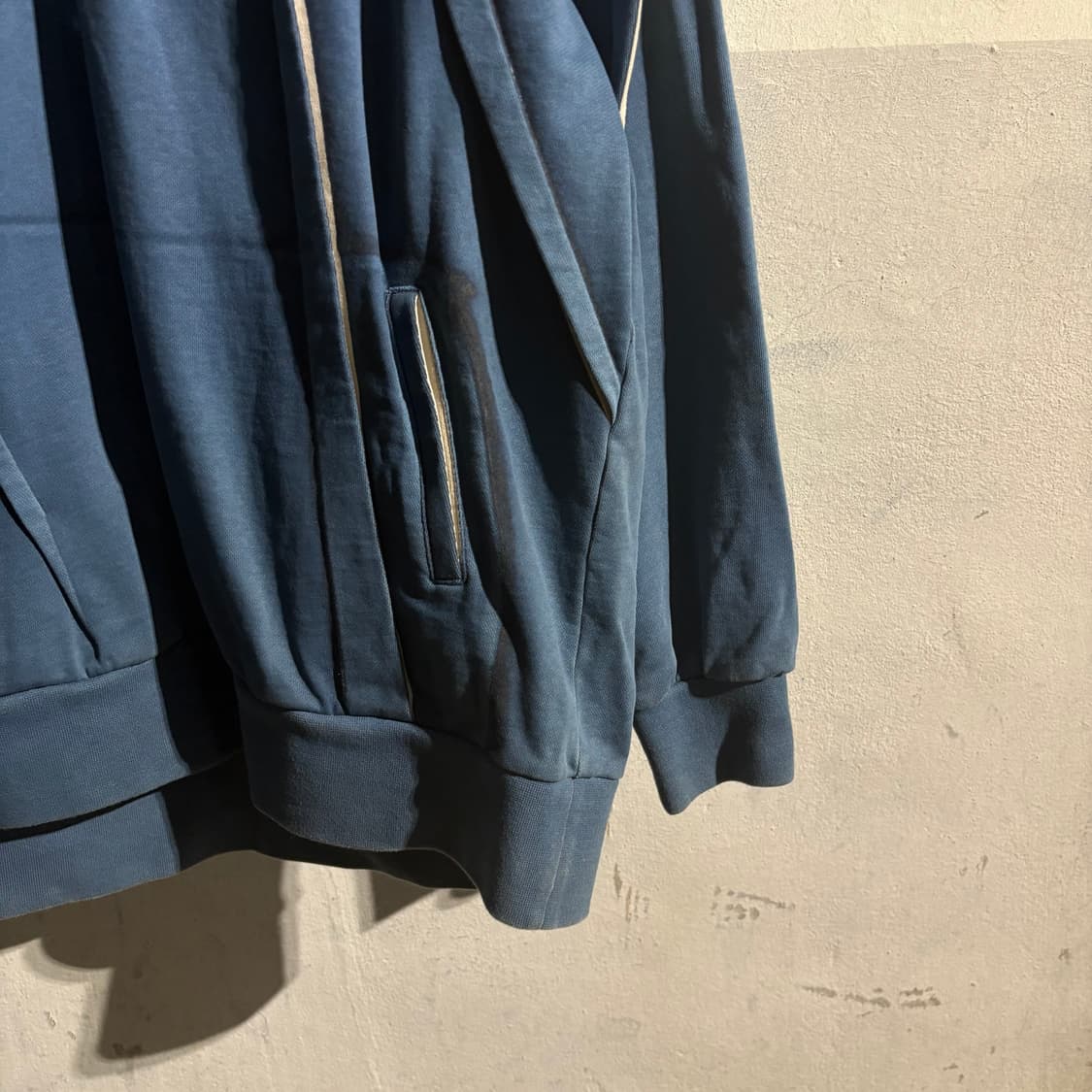 펑첸왕 플리티드 & 프린티드 후드 상품이미지4