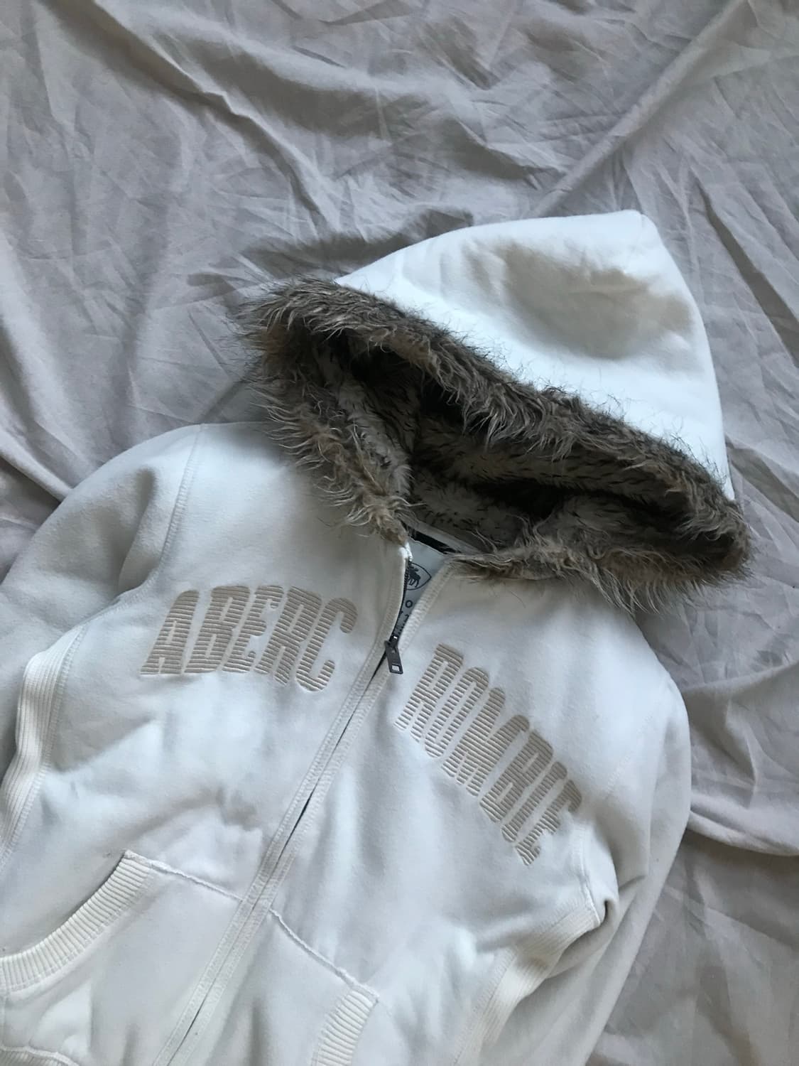 아베크롬비 중앙 프린팅 아이보리 기모 울프죠 후드집업 상품이미지6