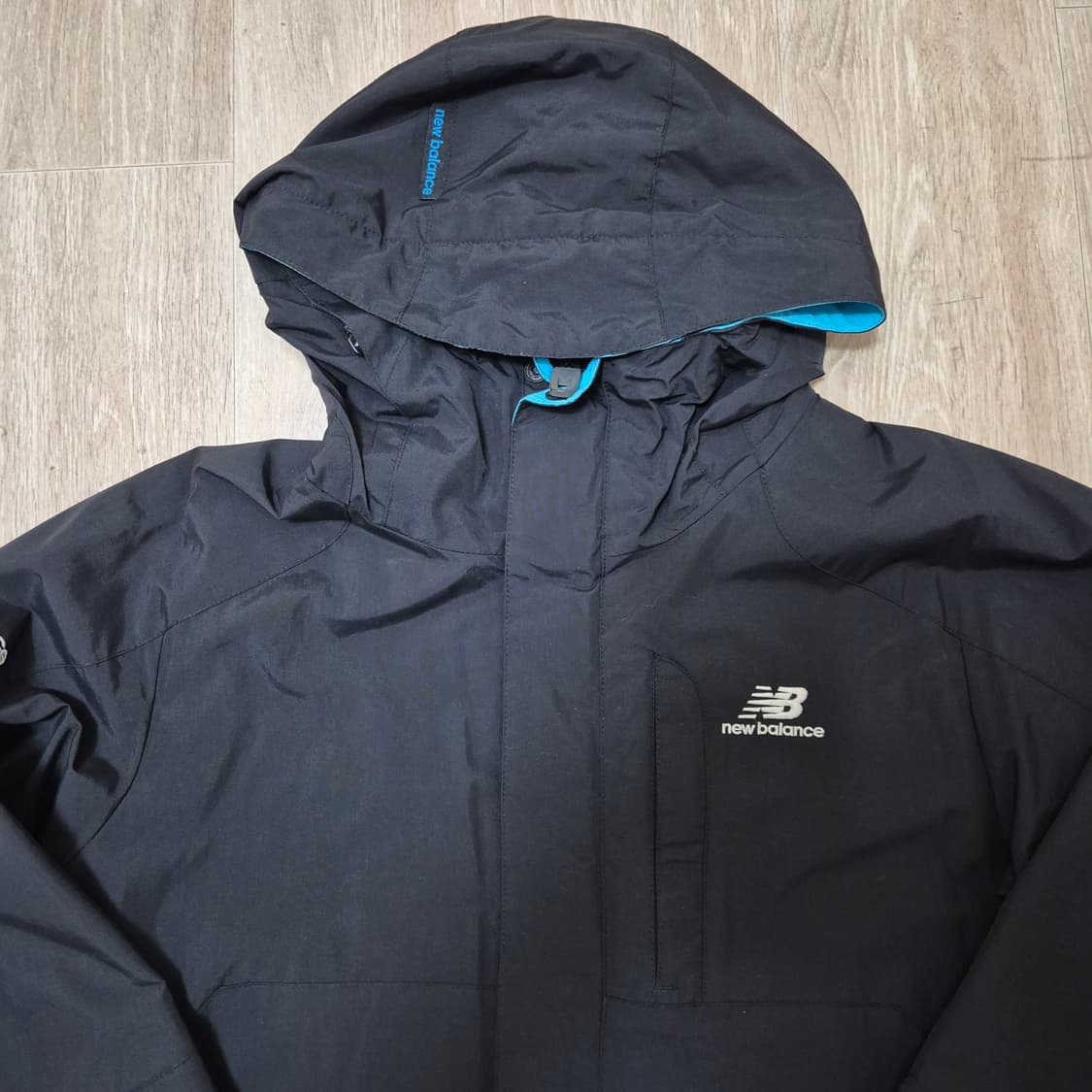 뉴발란스 남성 후드 바람막이 자켓 상품이미지2