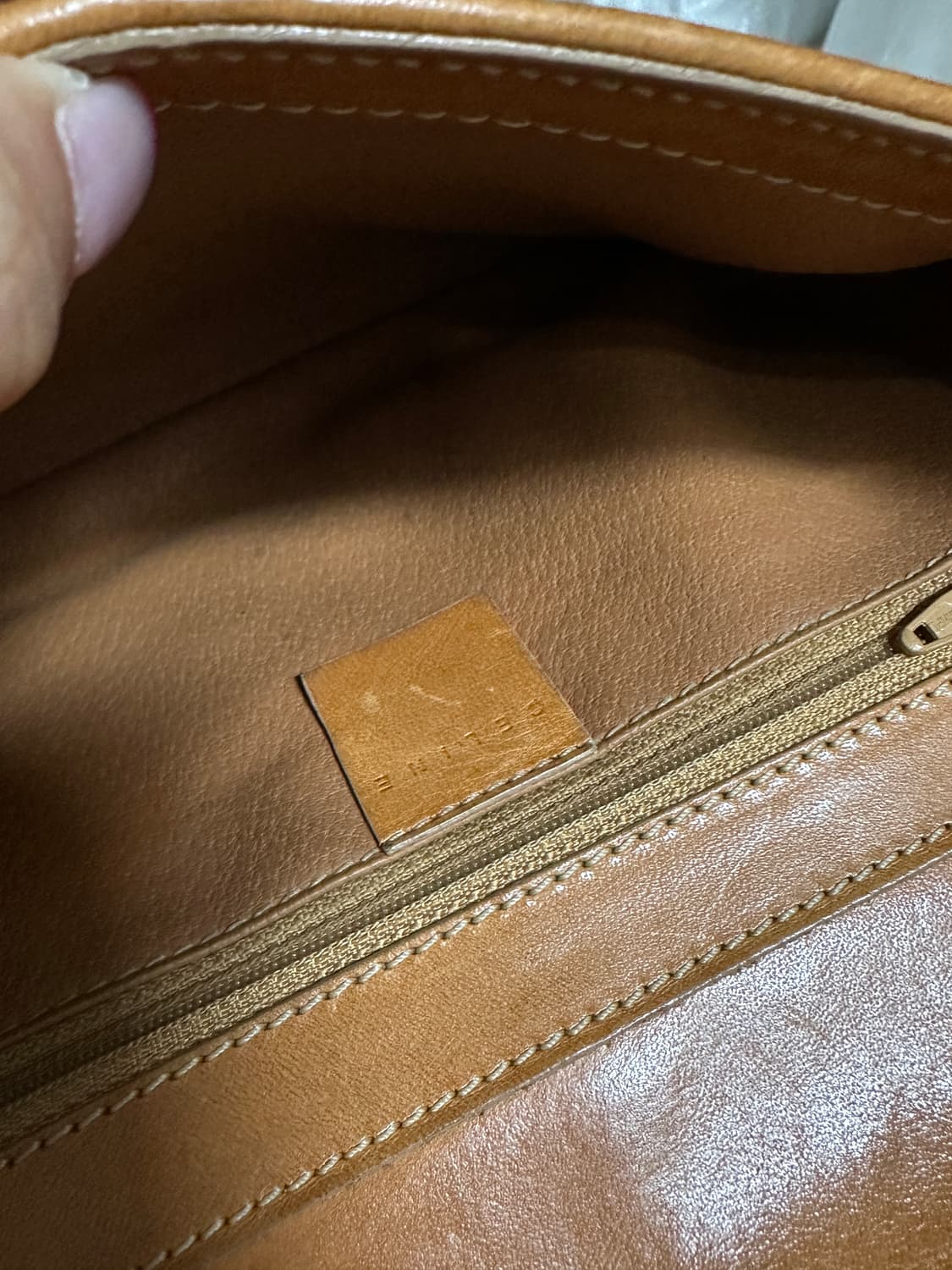 셀린느 빈티지 숄더백 상품이미지7