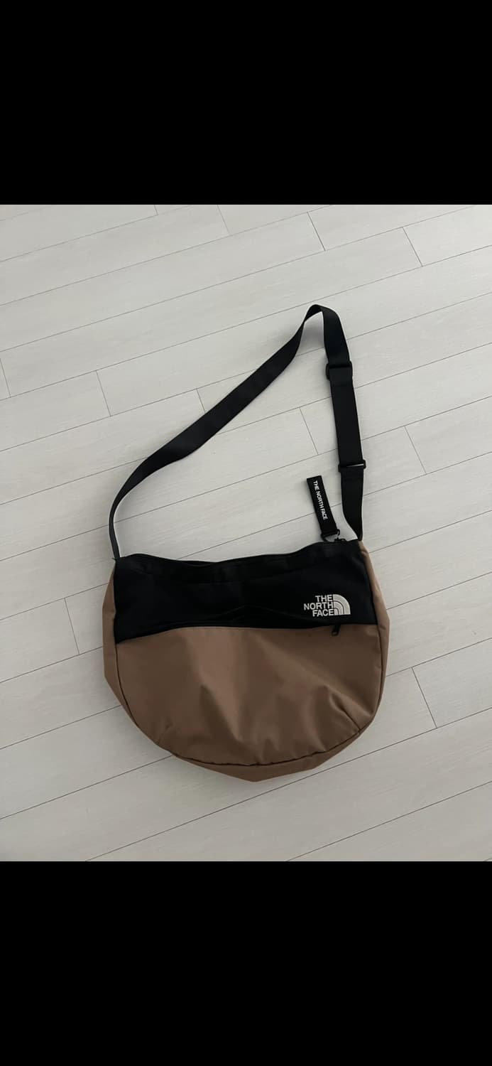 노스페이스 눕시 크로스백 브라운 상품이미지2