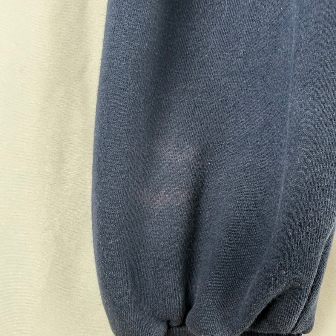 (무료배송)M) 후아유 자수로고 맨투맨 네이비 상품이미지6