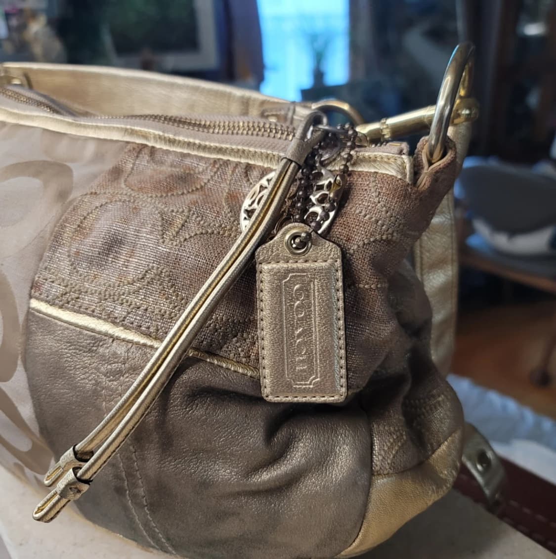 Coach 코치 메탈 골드 패치워크 시그니처 숄더백 y2k 갸루  상품이미지5