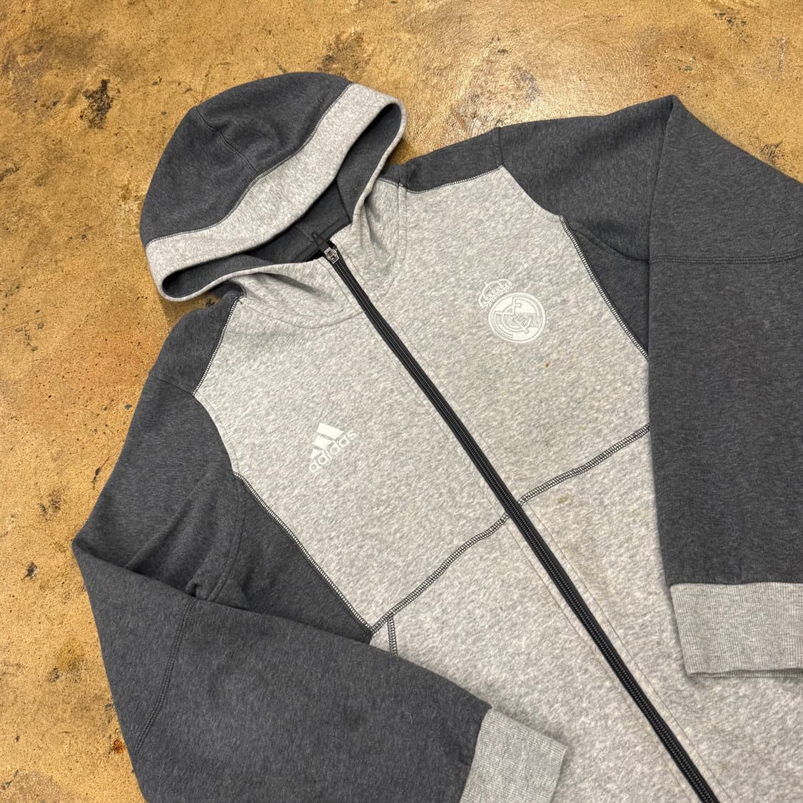 아디다스 레알마드리드 그레이 후드집업  상품이미지1