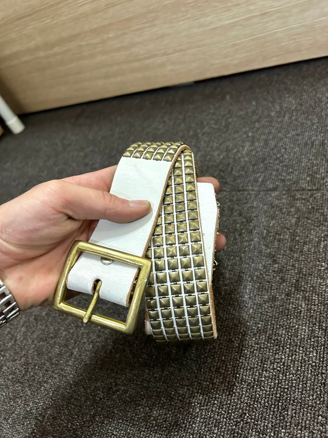 Gold Stud white Leather Belt 상품이미지3