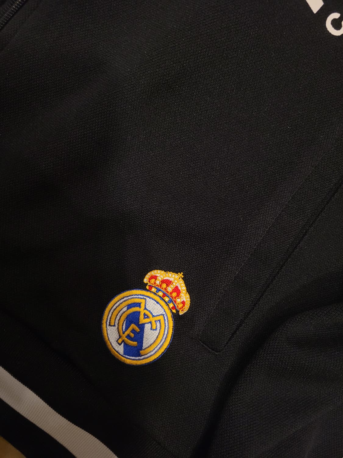아디다스 레알마드리드 트랙탑 져지 유니폼 자켓 검흰 떠그클럽 오아시스 상품이미지3