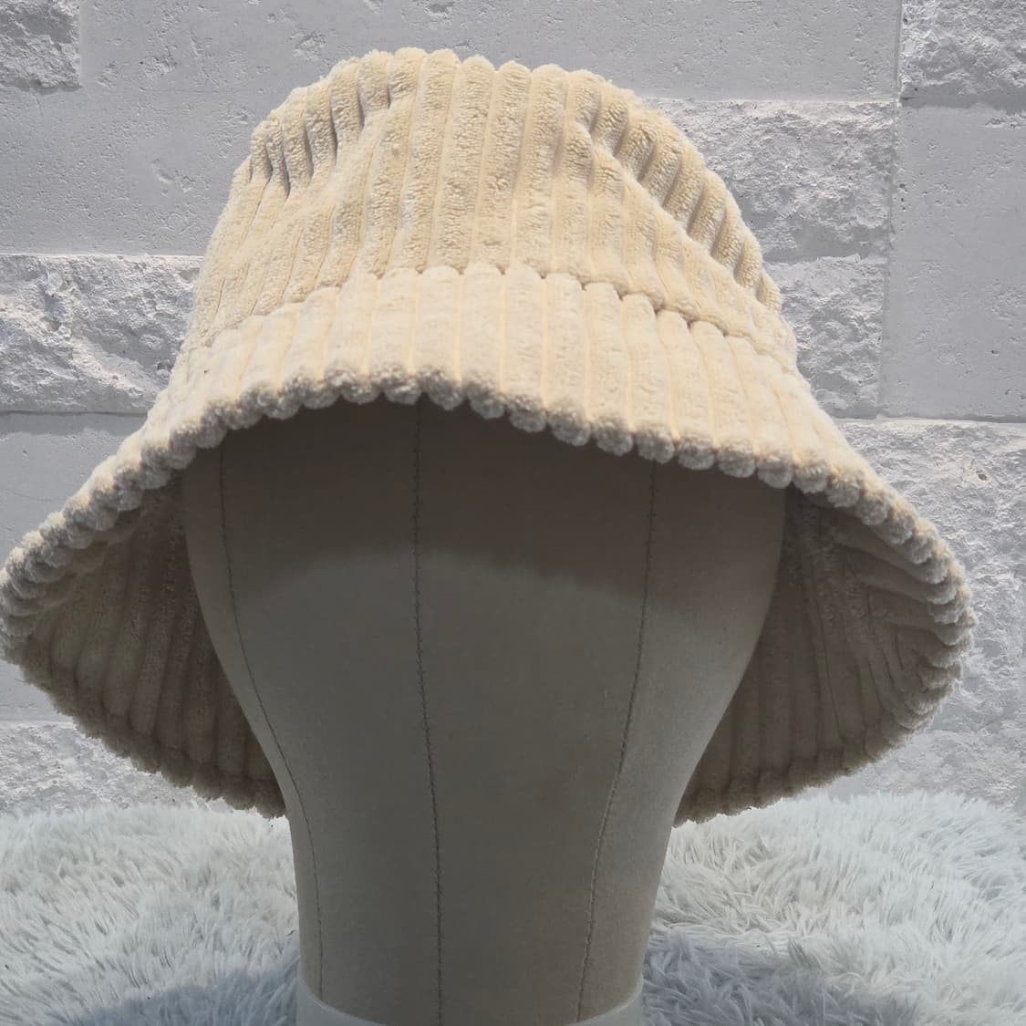 p9-1:자라(ZARA) 코듀로이 버킷햇 베이지 (58cm) 상품이미지5