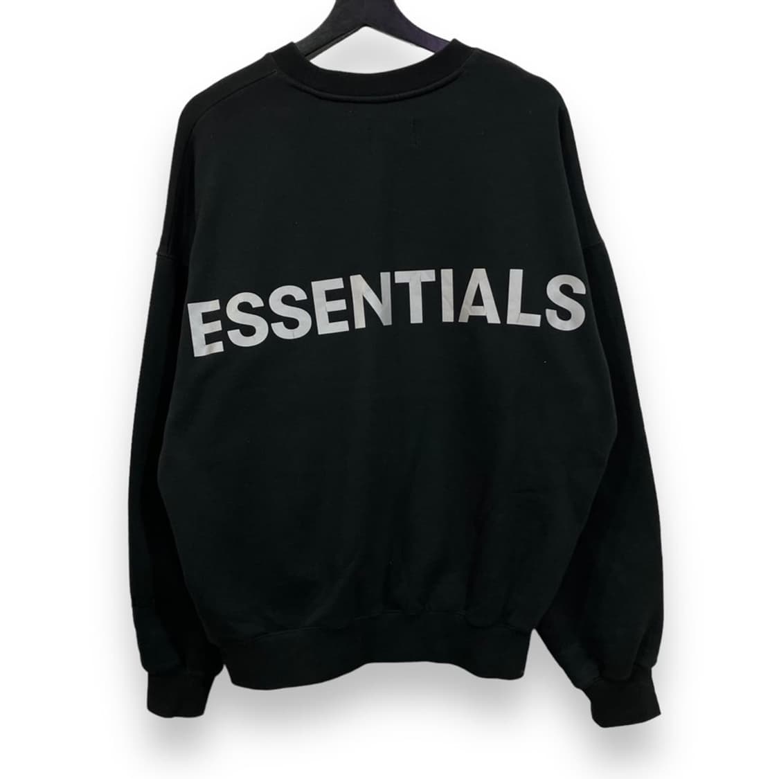 에센셜 빅로고 맨투맨 상품이미지3