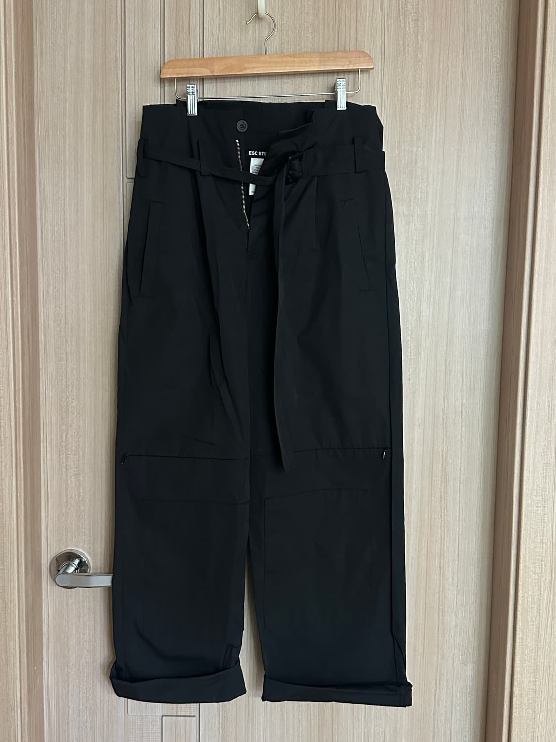 이에스씨 스튜디오-Belted slit wide pants 상품이미지1