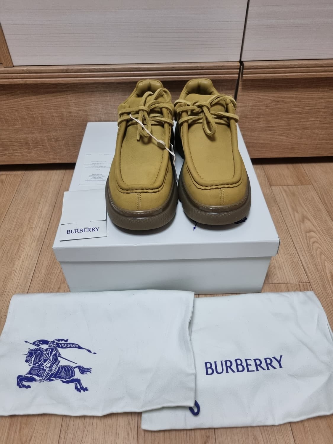 버버리 더비슈즈 41사이즈 상품이미지2