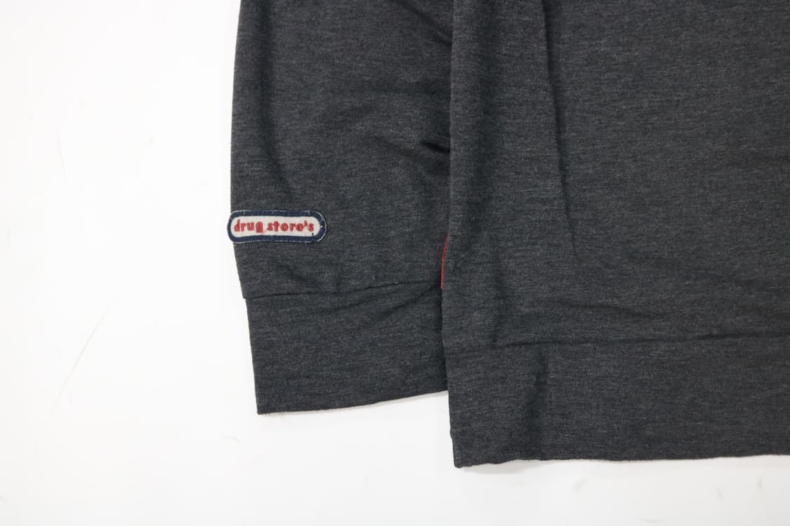 Drug Store's 드러그스토어 빈티지 패치 와펜 차콜 후드티셔츠 상품이미지10