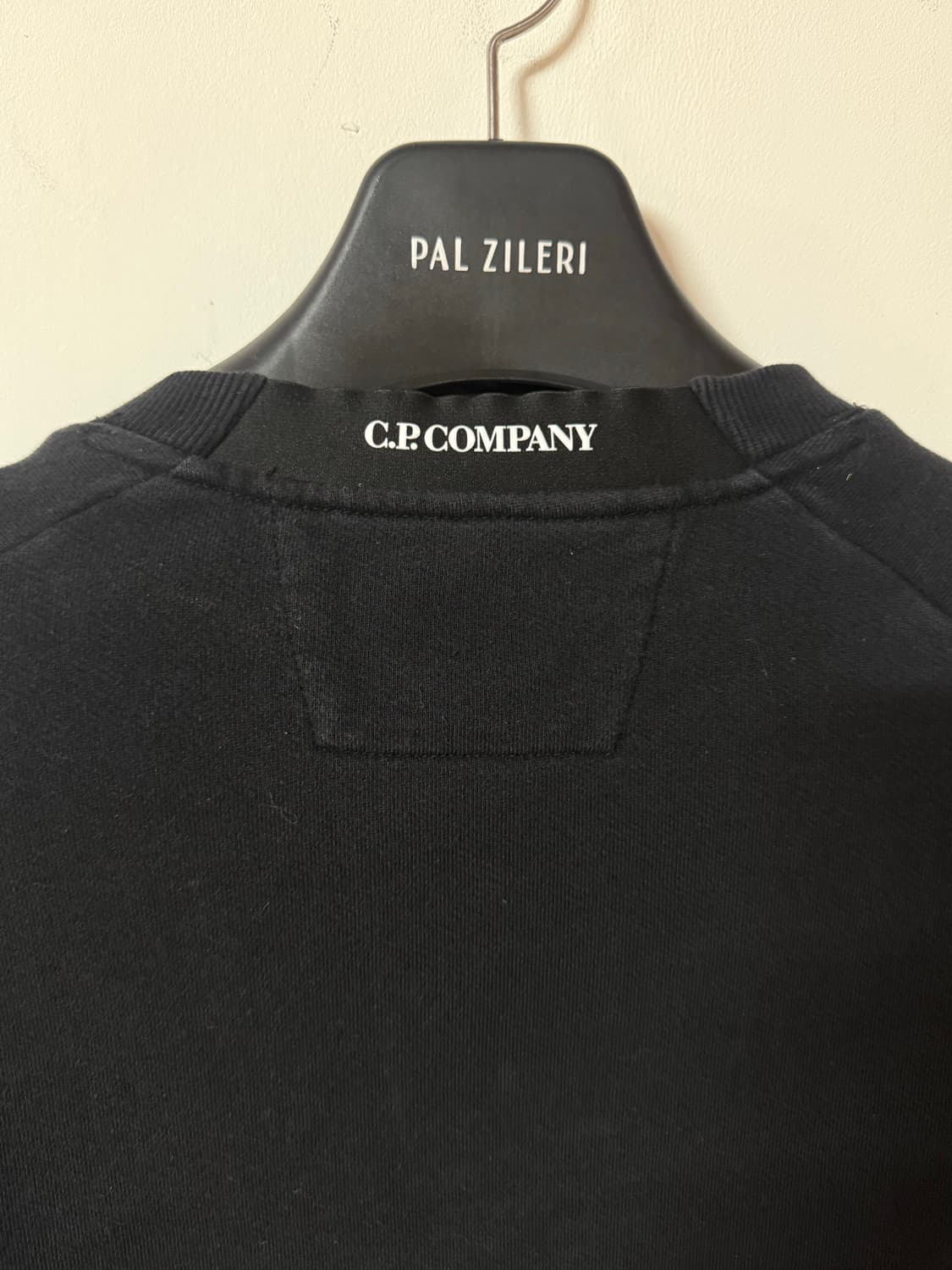 C.P 컴퍼니 렌즈 패치 블랙 스웻셔츠 맨투맨 M 상품이미지7