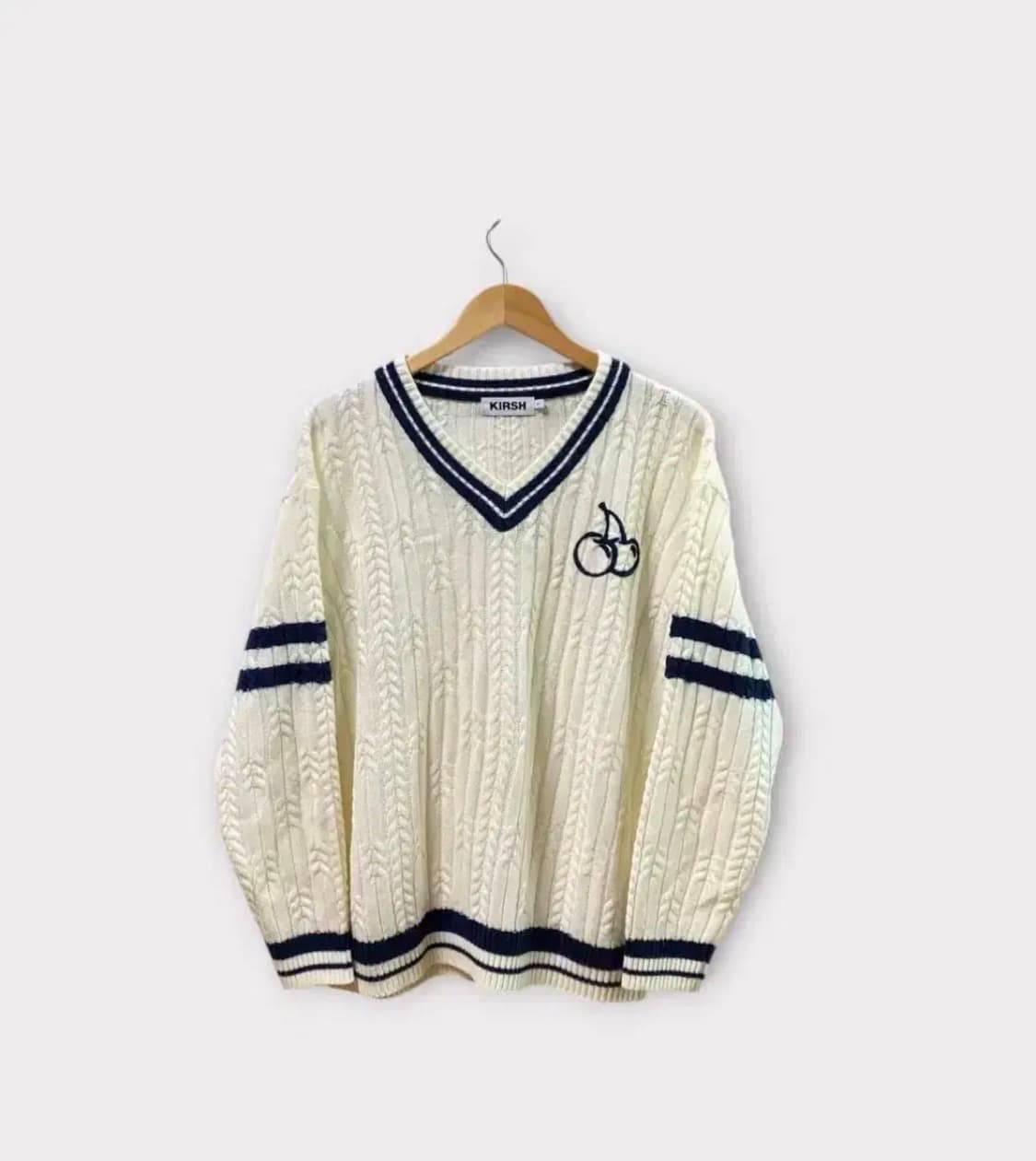 키르시 미들 체리 케이블 브이넥 니트 free 상품이미지1
