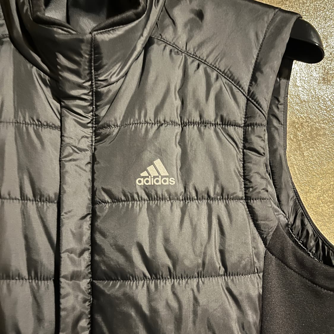 아디다스 폴리쉘 패딩 베스트 상품이미지2